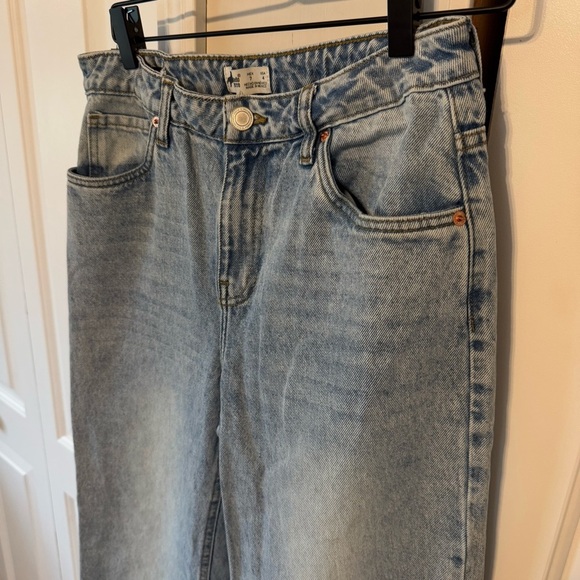 Cuidado Con El Perro Women’s Light Wash Straight Denim Jeans 100% Cotton Size 4 - Picture 4 of 15